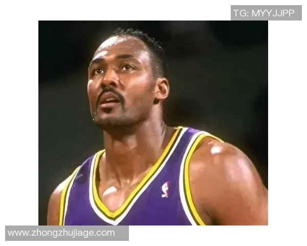 卡尔·马龙的篮球传奇与影响力分析从个人成就到团队贡献的深度解读